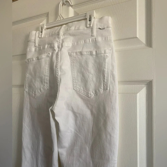 MOTHER Crisp White Cropped Jeans - Picture 10 of 15